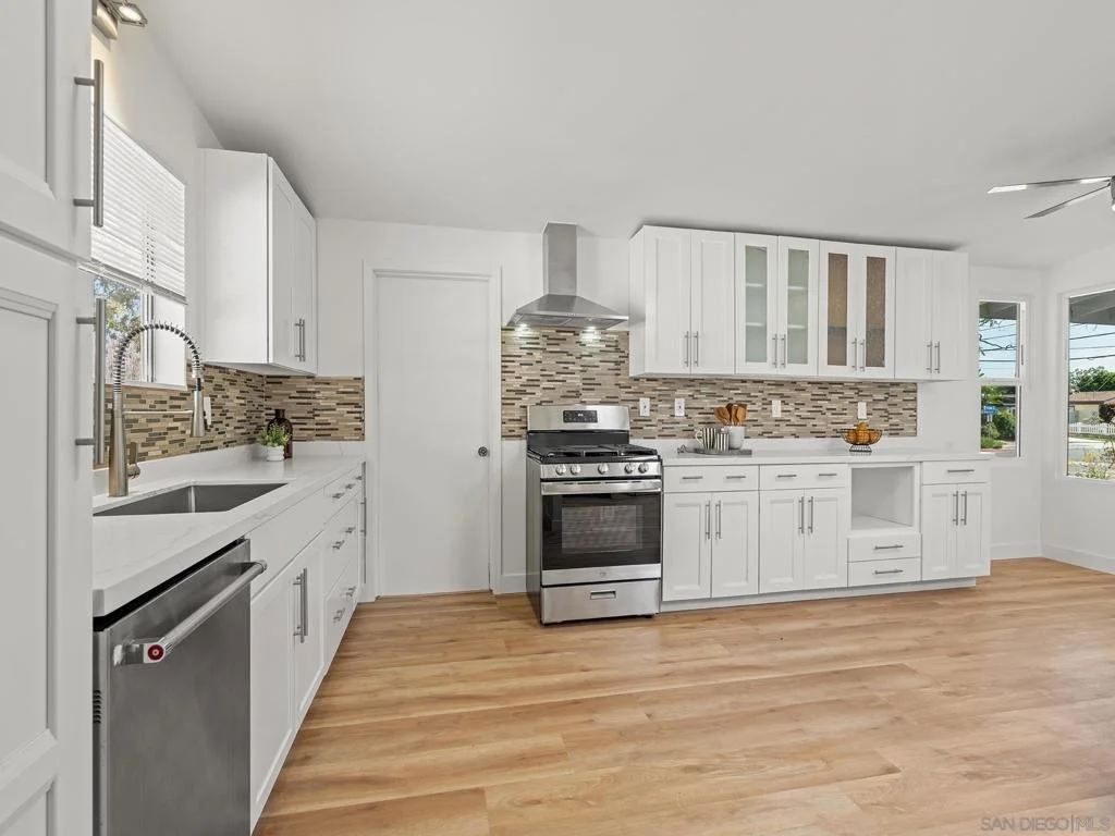 Photo of 9342 Fermi Ave