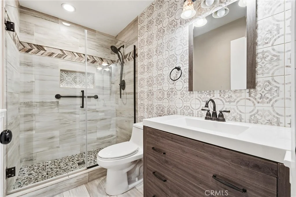 Photo of 3641 Rhodes