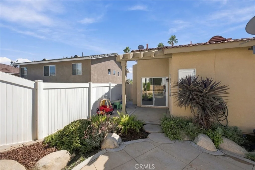 Photo of 3360 Redport