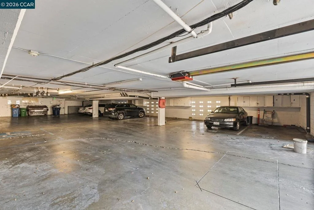 Photo of Unit 304 at 2 Panoramic Way