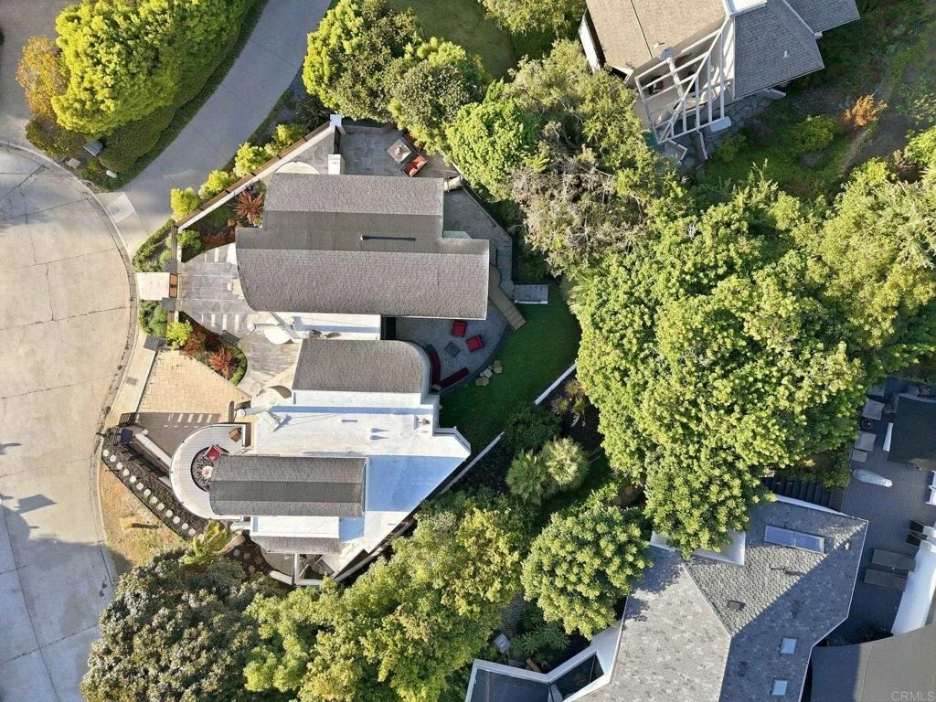 Photo of 6105 Avenida Chamnez