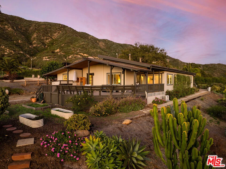 Photo of 4488 Foothill Road
