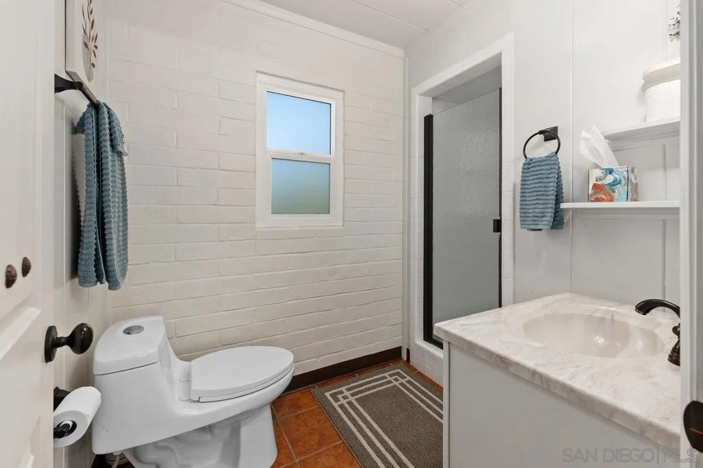 Photo of 9865 Edgelake Drive