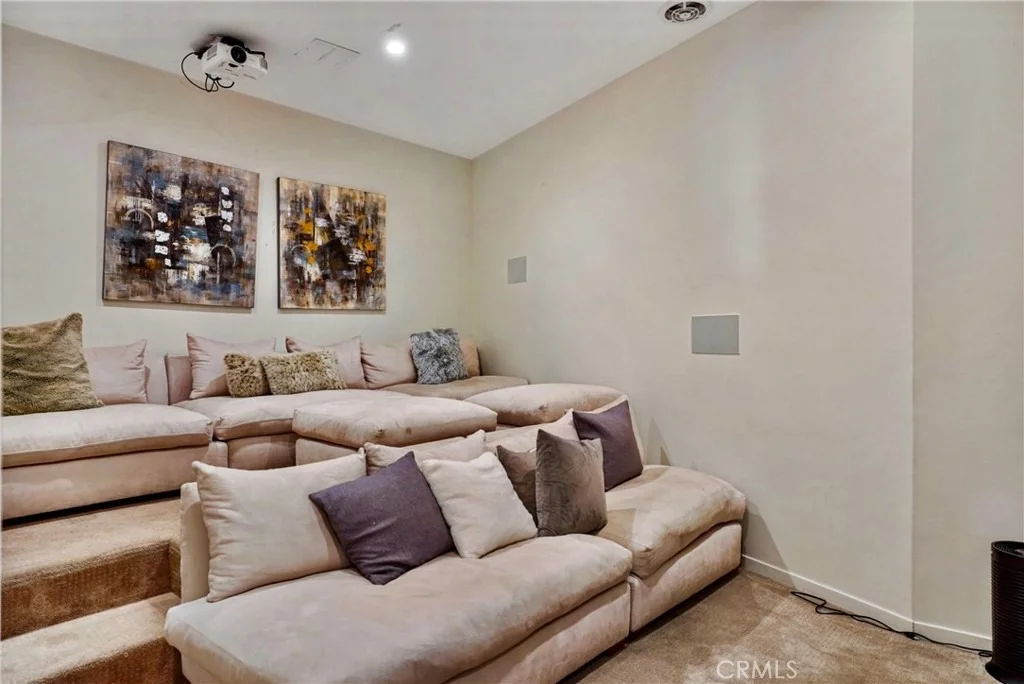 Photo of 8827 Evanview