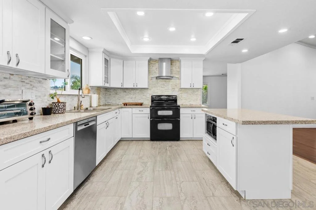 Photo of 3562 S Mission Road