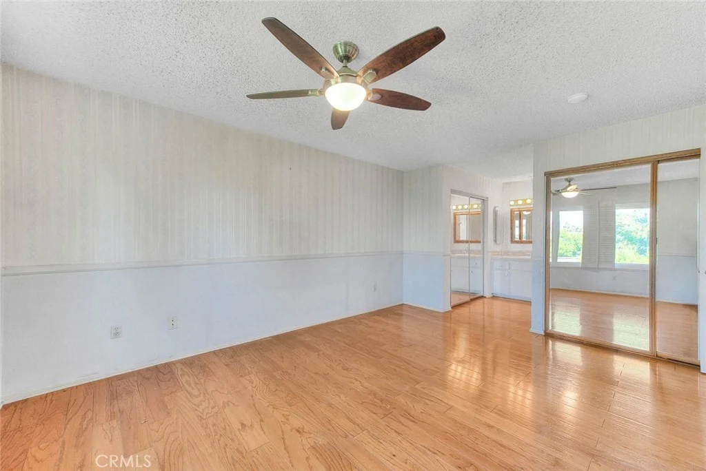 Photo of 13425 Mistletoe