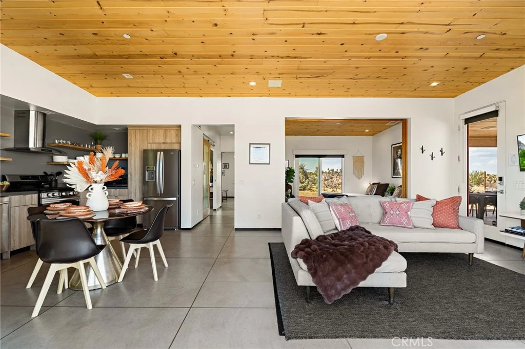 Photo of 58860 Ocotillo