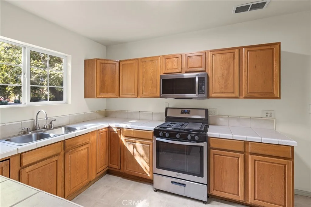 Photo of 1335 Martin St