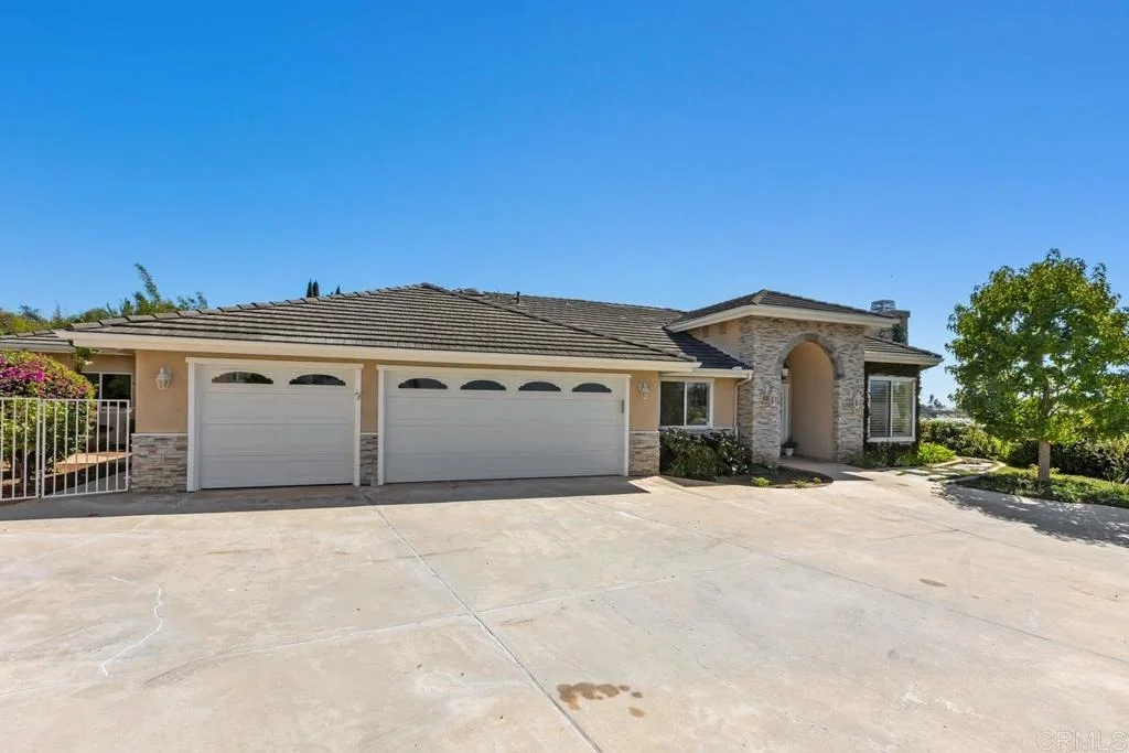 Photo of 2286 Crest Hill Lane
