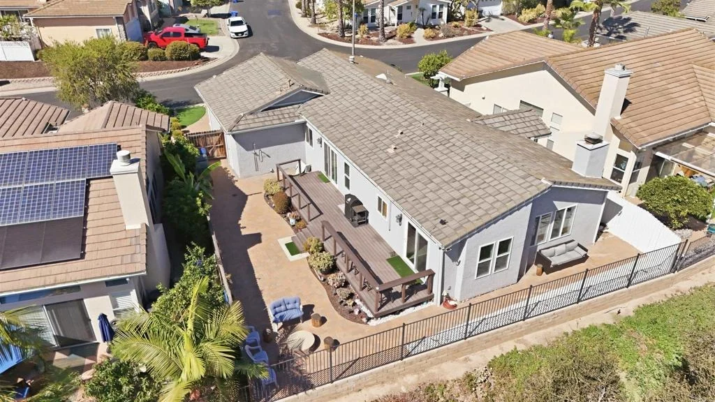 Photo of 2326 Azure Lane