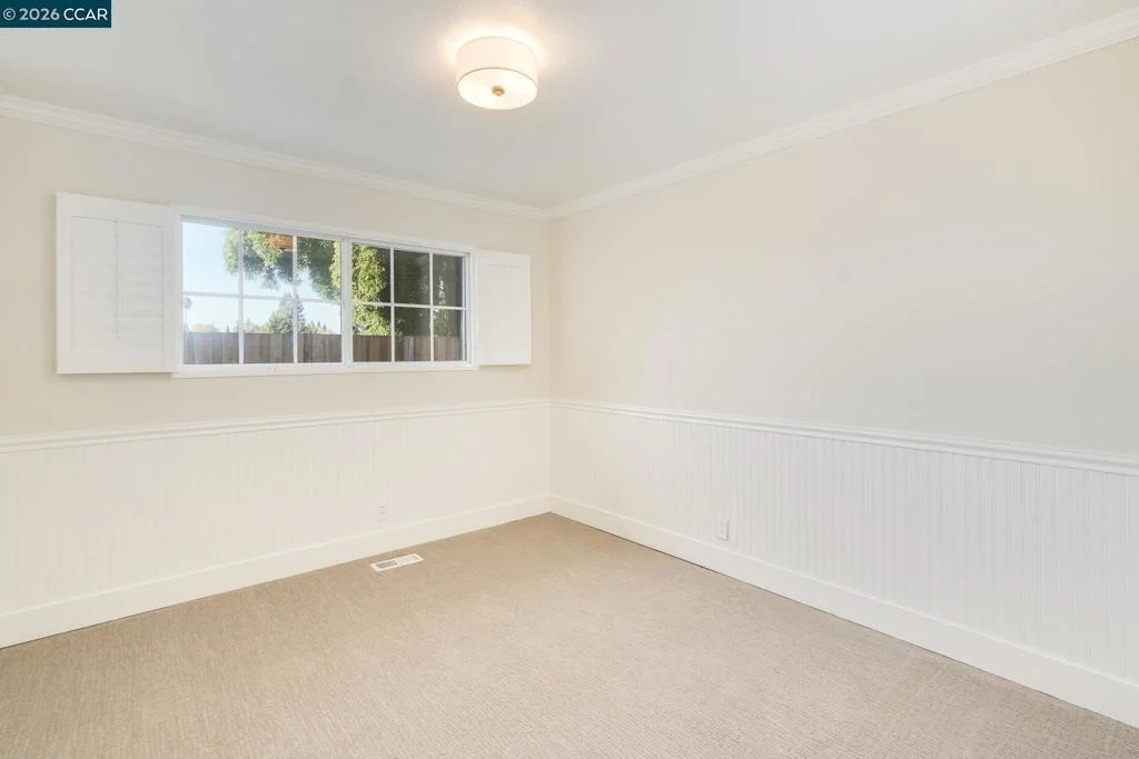 Photo of 178 Paraiso Drive