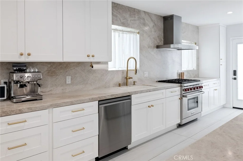 Photo of 2202 W 170th Street