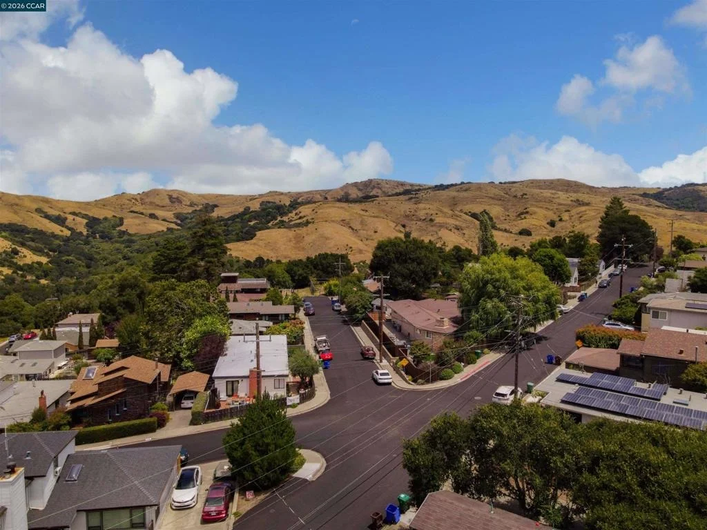 Photo of 2758 Del Monte Ave