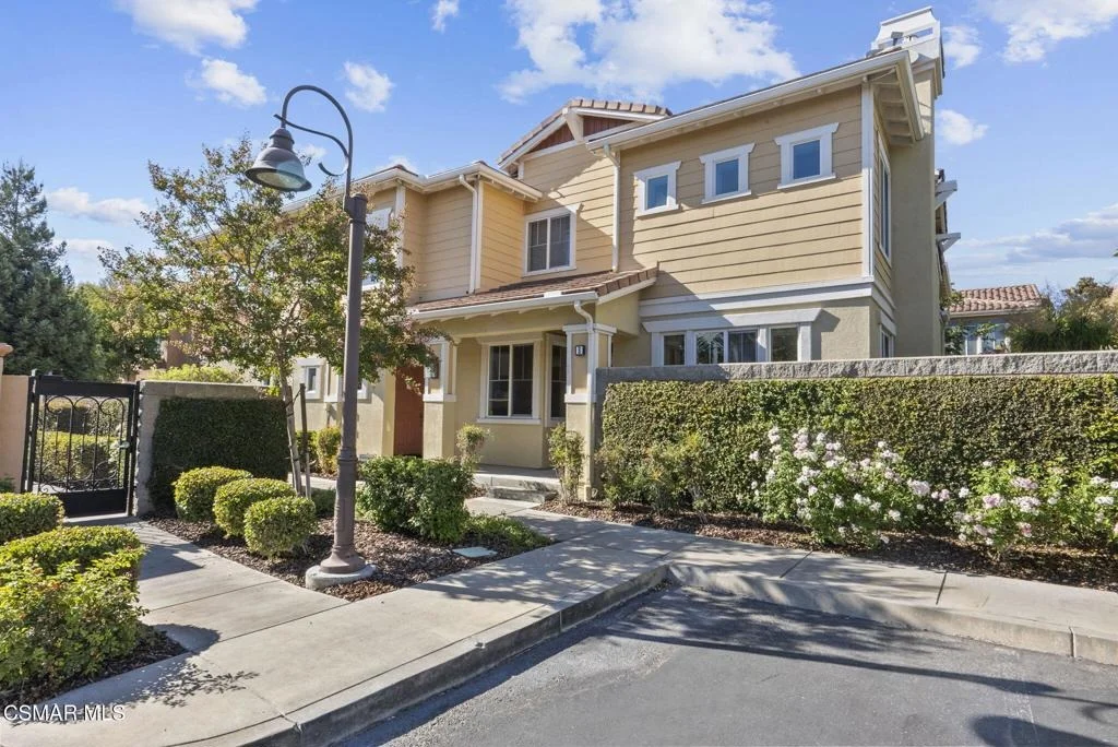 Photo of Unit B at 2980 Campa Way