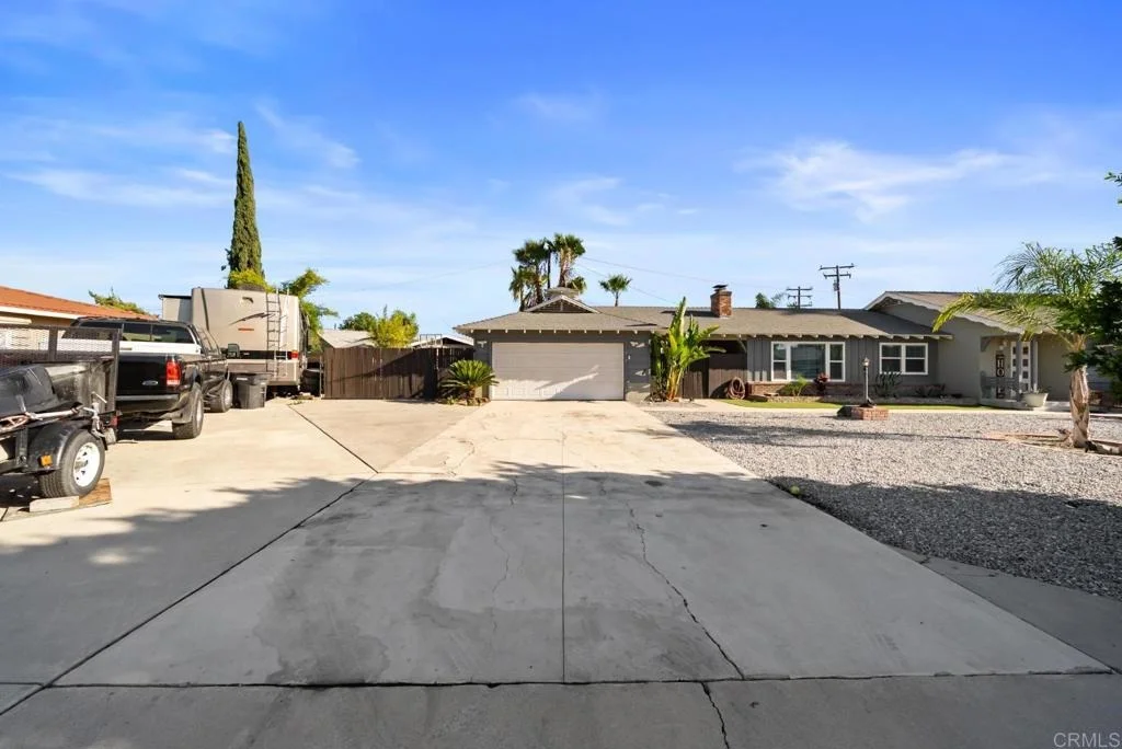 Photo of 2951 Mockingbird Lane
