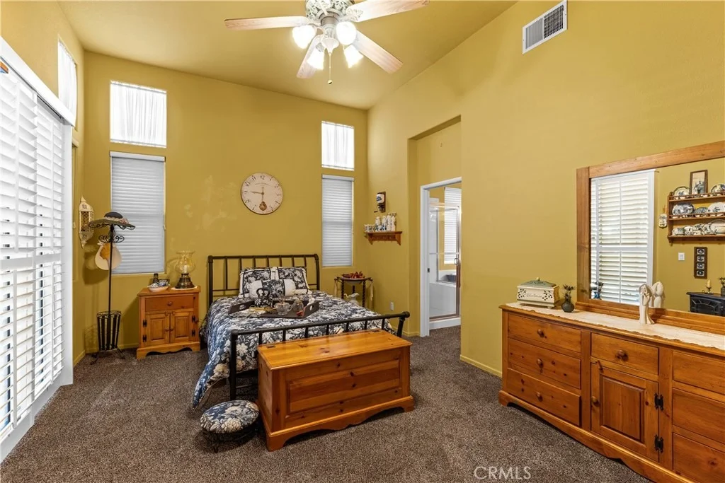 Photo of 40145 Colony