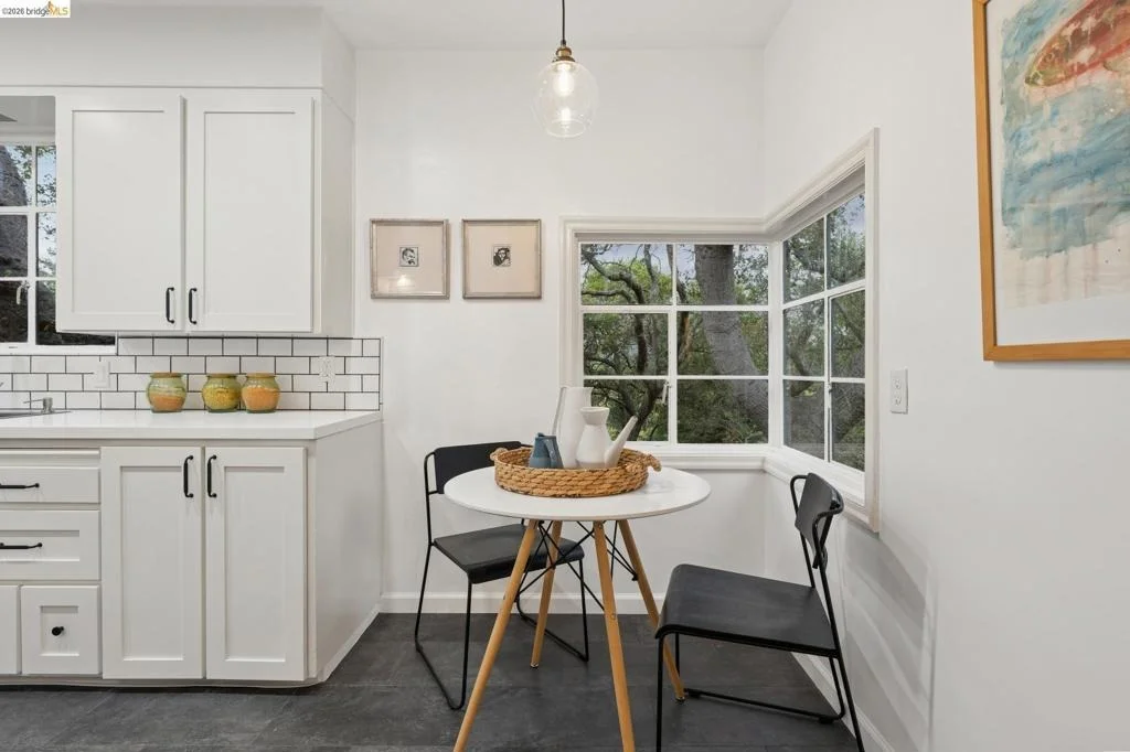 Photo of 2380 Leimert Blvd