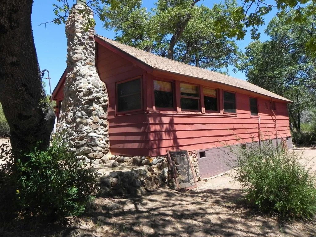 Photo of 555 El Centro Tract