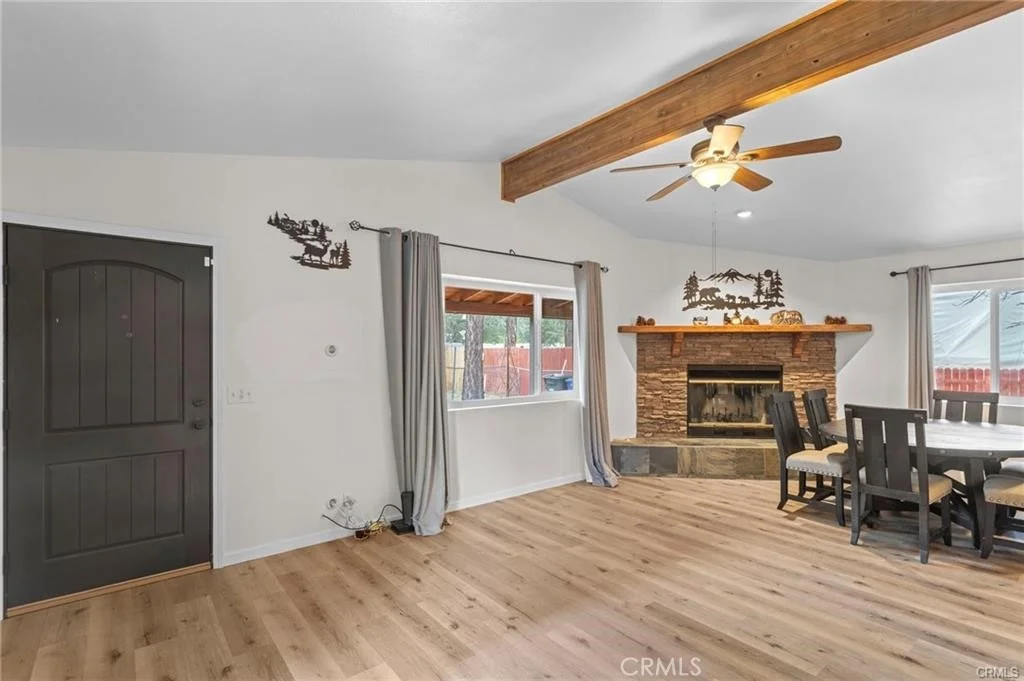 Photo of 2051 6th