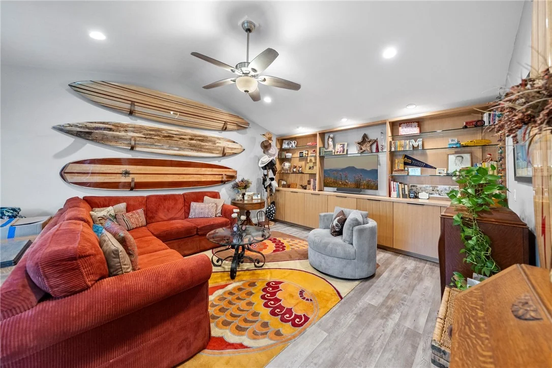 Photo of 1408 E Fairway Dr