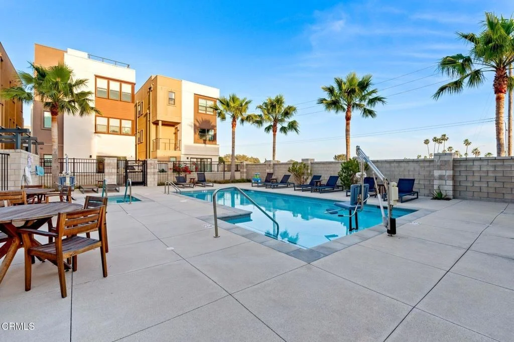 Photo of 1068 Canal Street