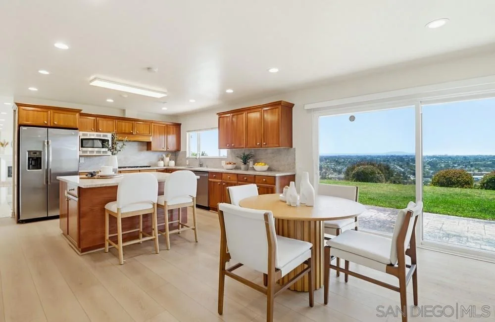 Photo of 2767 Palomino