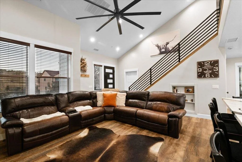 Photo of 47145 Skyview Drive