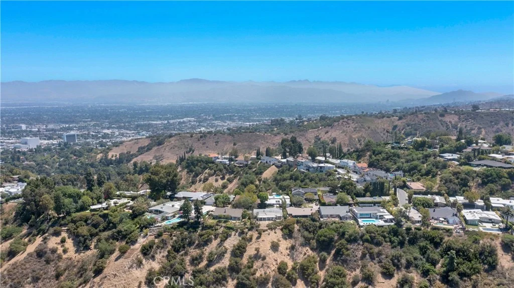 Photo of 3831 Cody Road