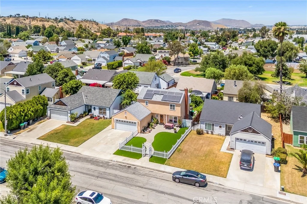 Photo of 1001 Oak Glen