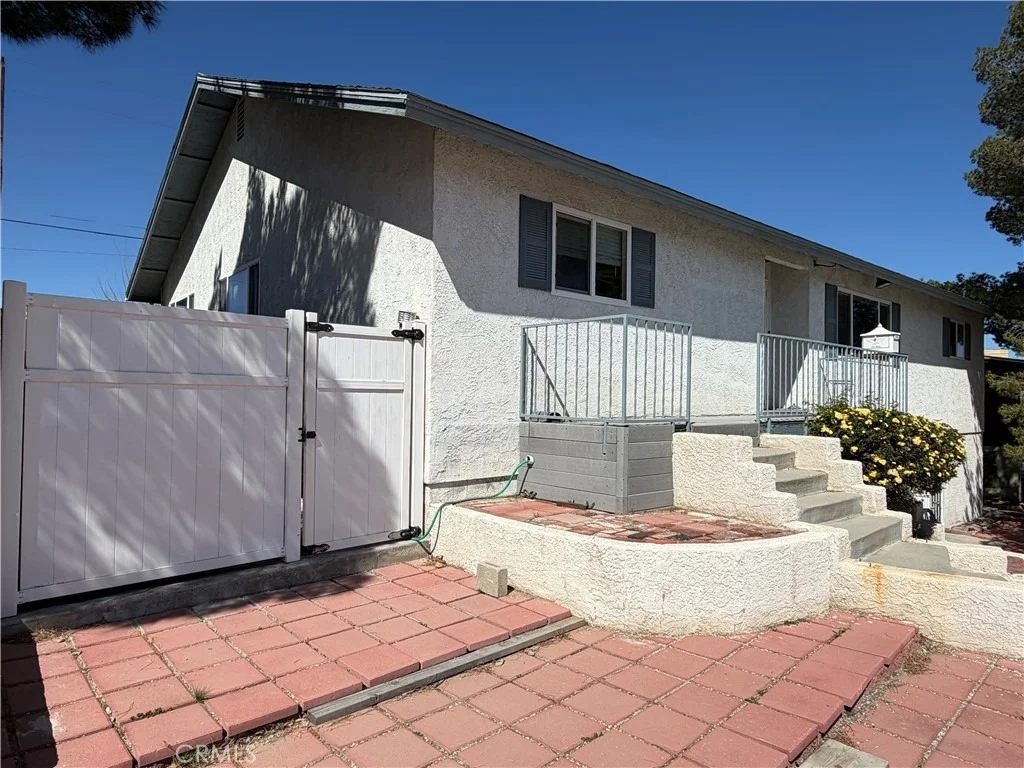 Photo of 800 S 1st
