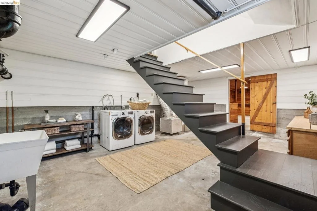 Photo of 2363 LEIMERT BLVD