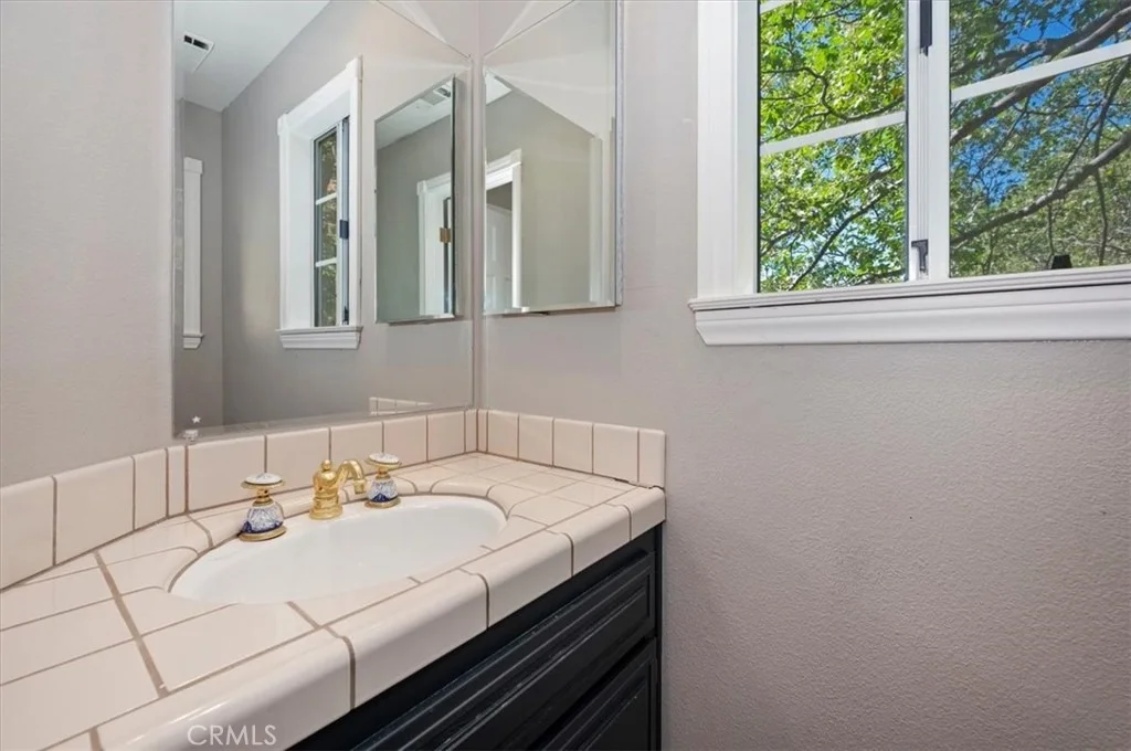 Photo of 26620 Modoc
