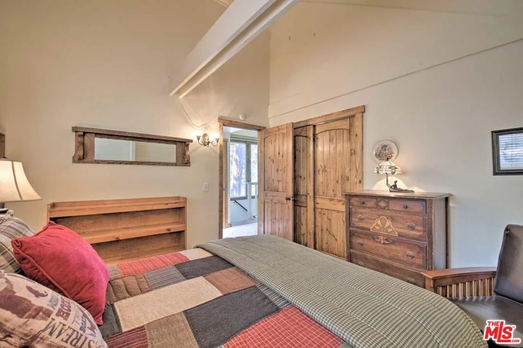 Photo of 888 Grass Valley Road