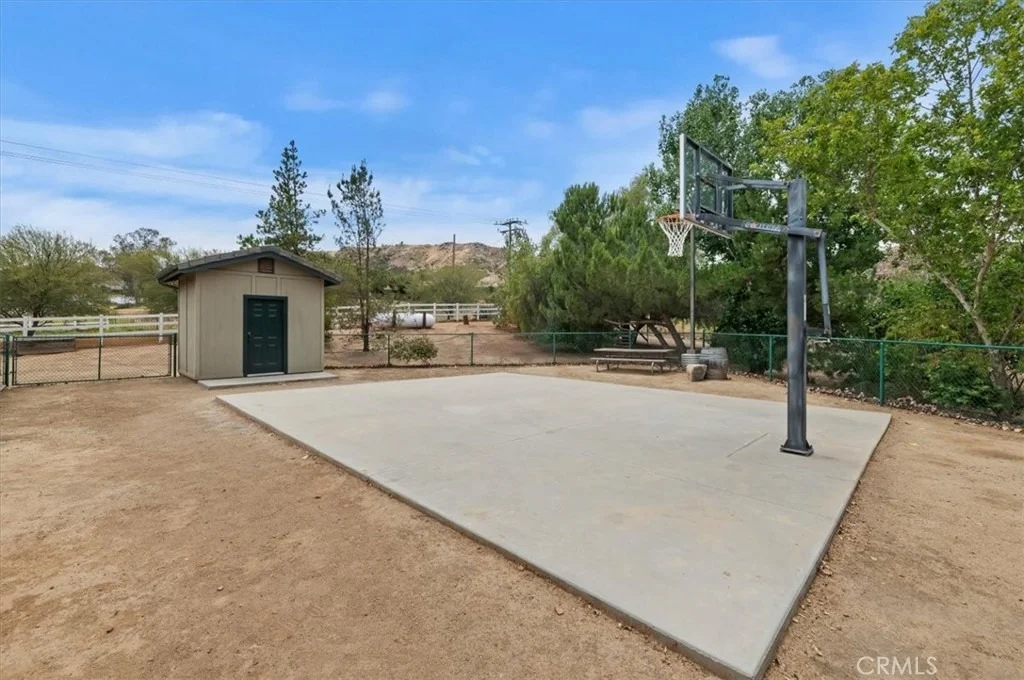 Photo of 16420 Rocky Glen Road