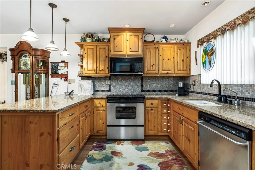 Photo of 4581 Crestview Drive