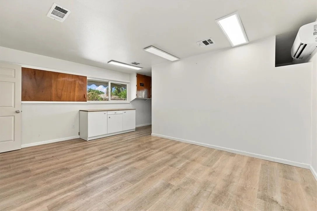 Photo of 5985 Kitty Hawk Drive