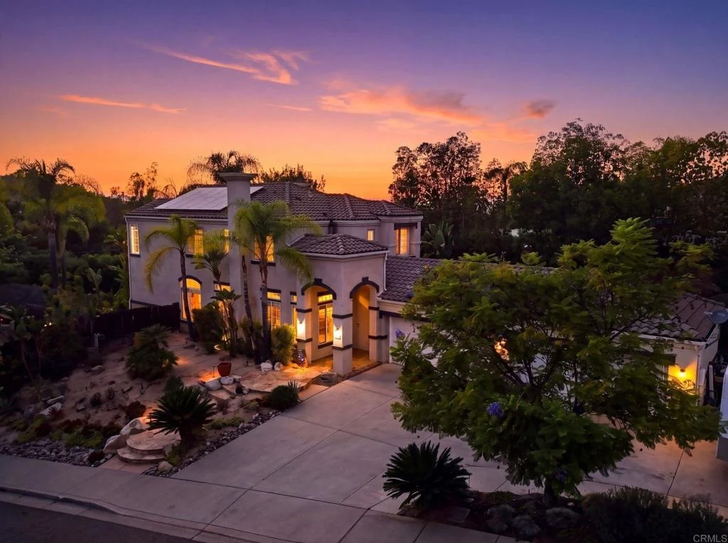 Photo of 2602 Canyon Crest Drive