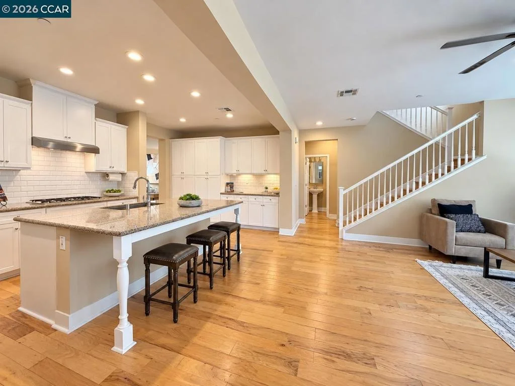 Photo of 1096 Gardenia Loop