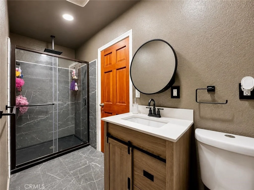 Photo of 7015 Barton Street