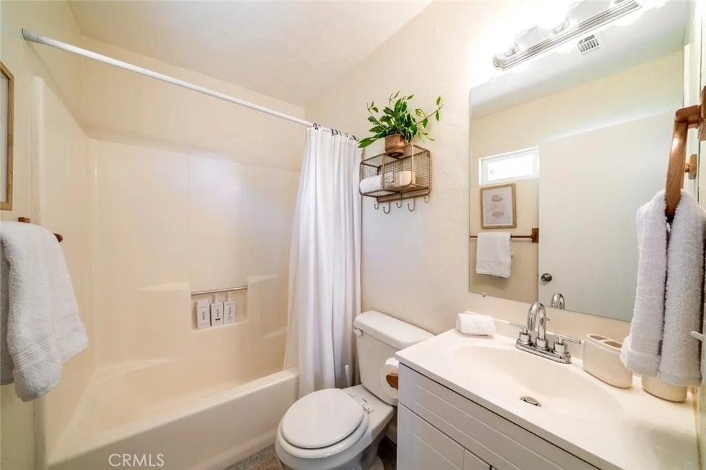 Photo of 62016 Valley View