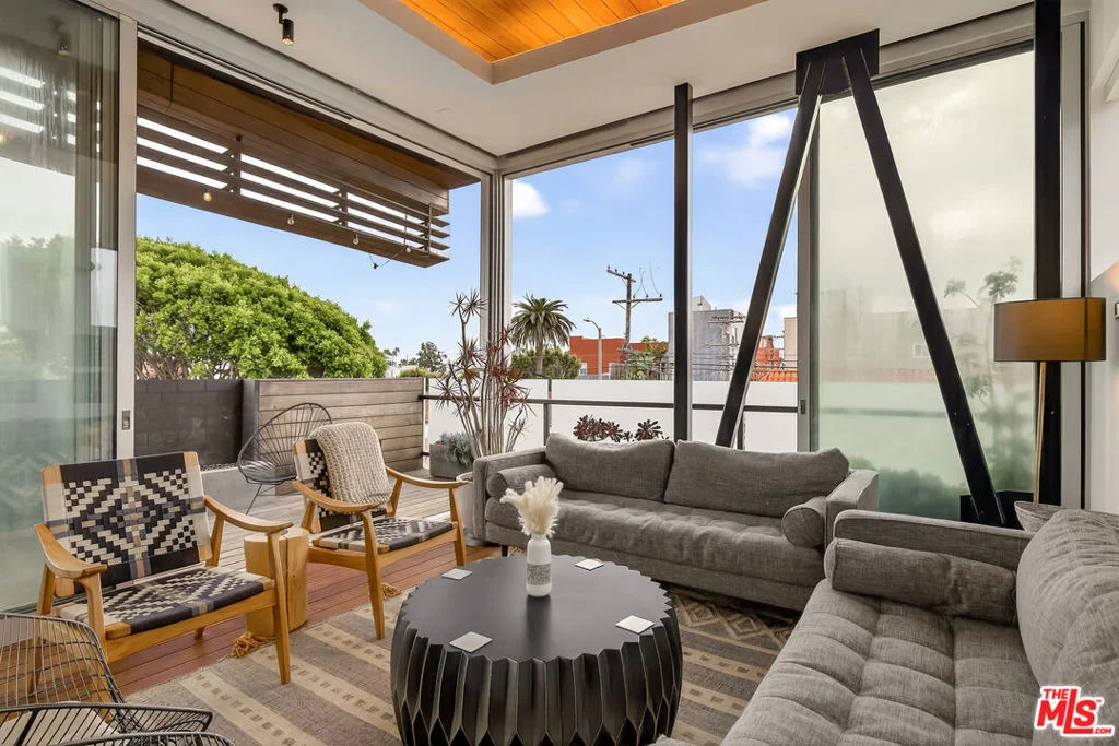 Photo of 1308 Pacific Avenue