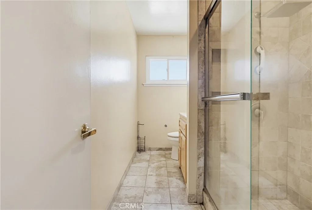 Photo of 555 W Shadwell