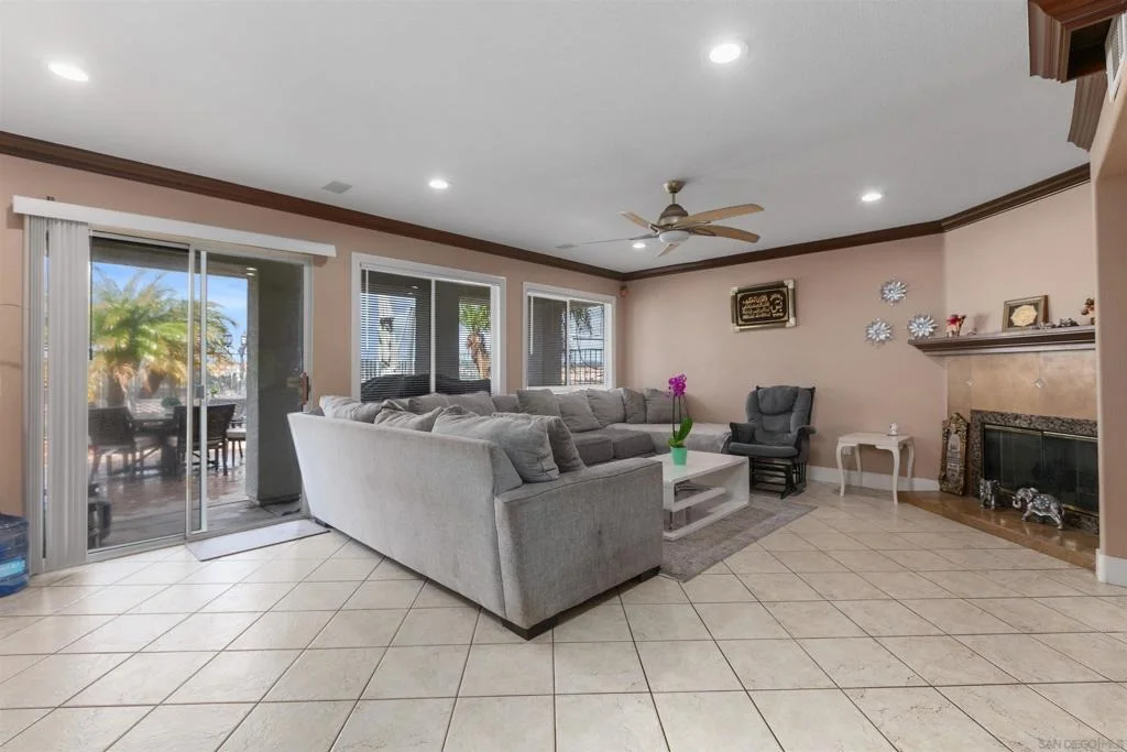 Photo of 10394 Valley Waters Dr