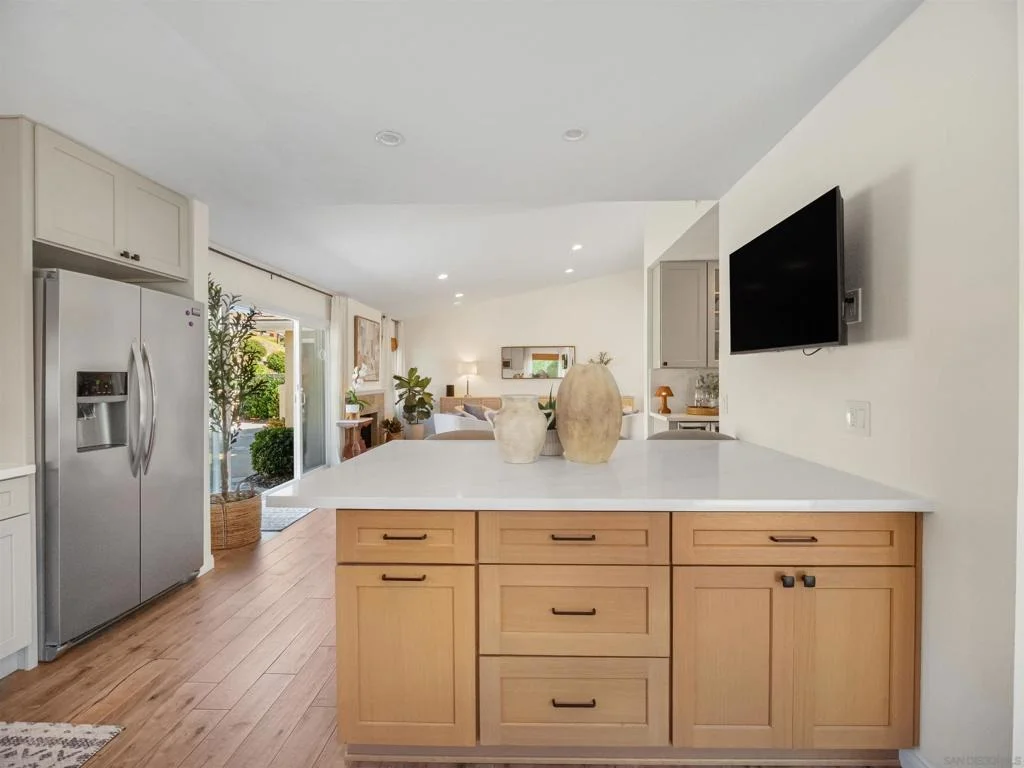 Photo of 1022 Daisy Ave
