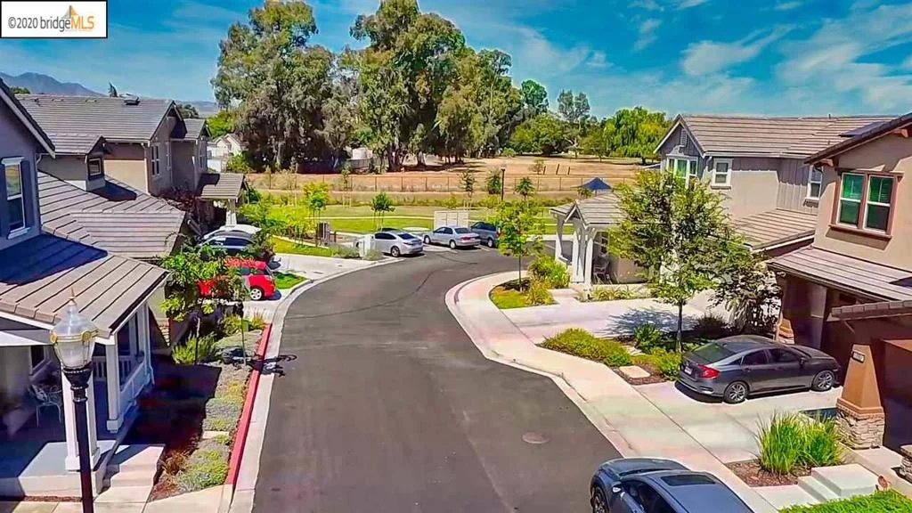 Photo of 47 Baird Cir