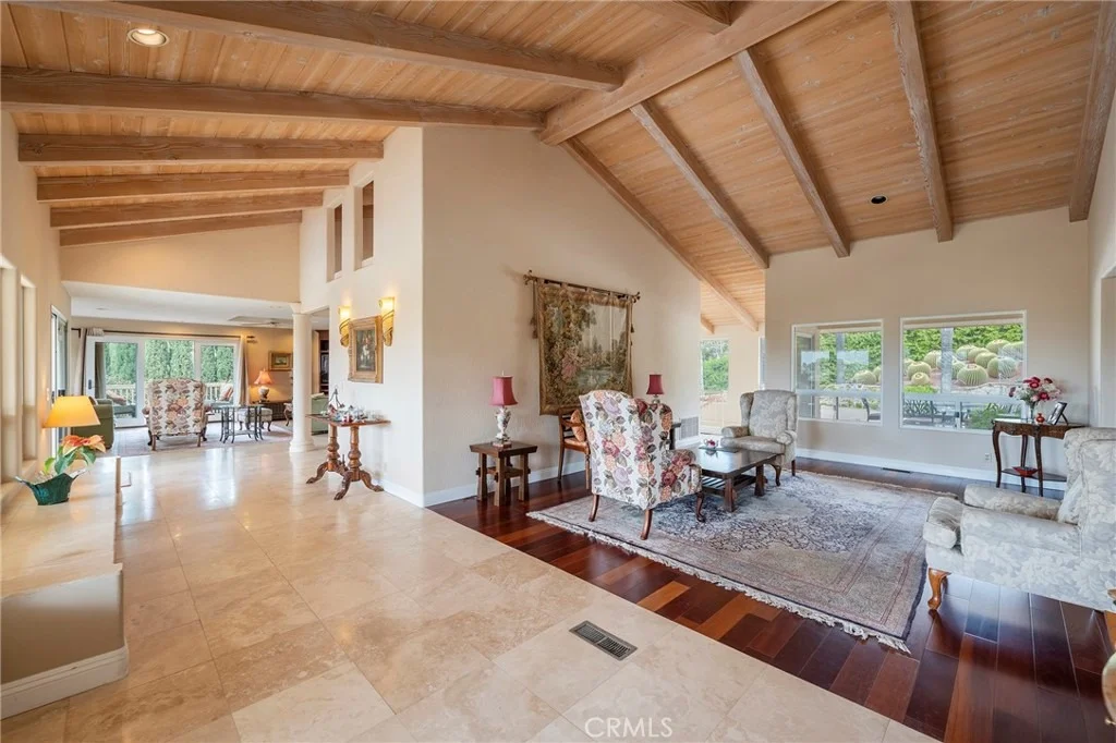 Photo of 2740 Los Alisos Drive