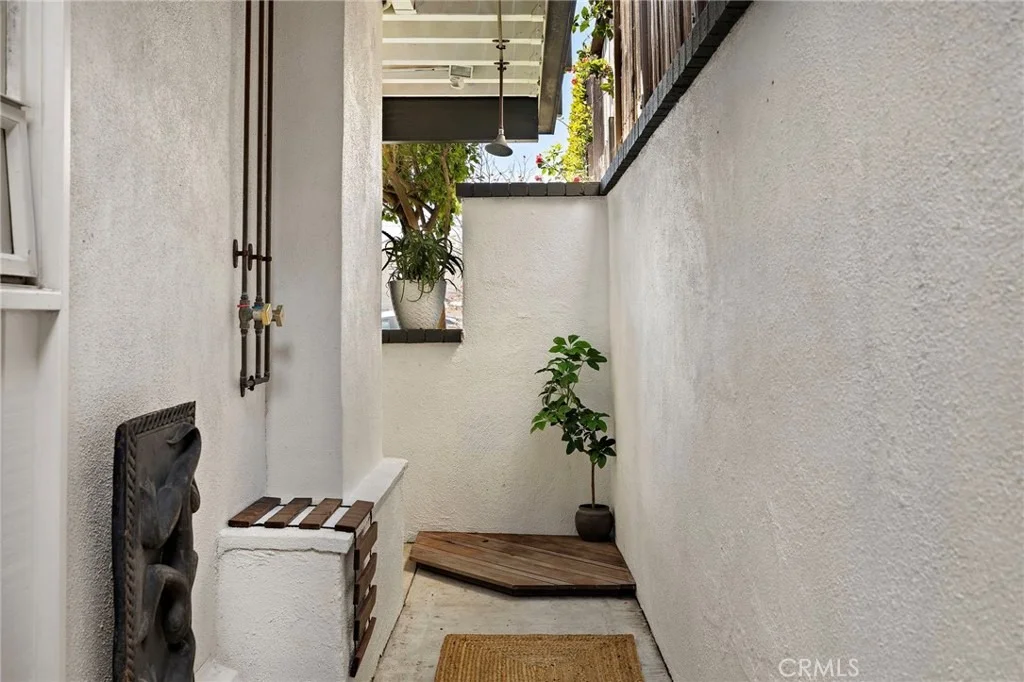 Photo of 259 Beverly