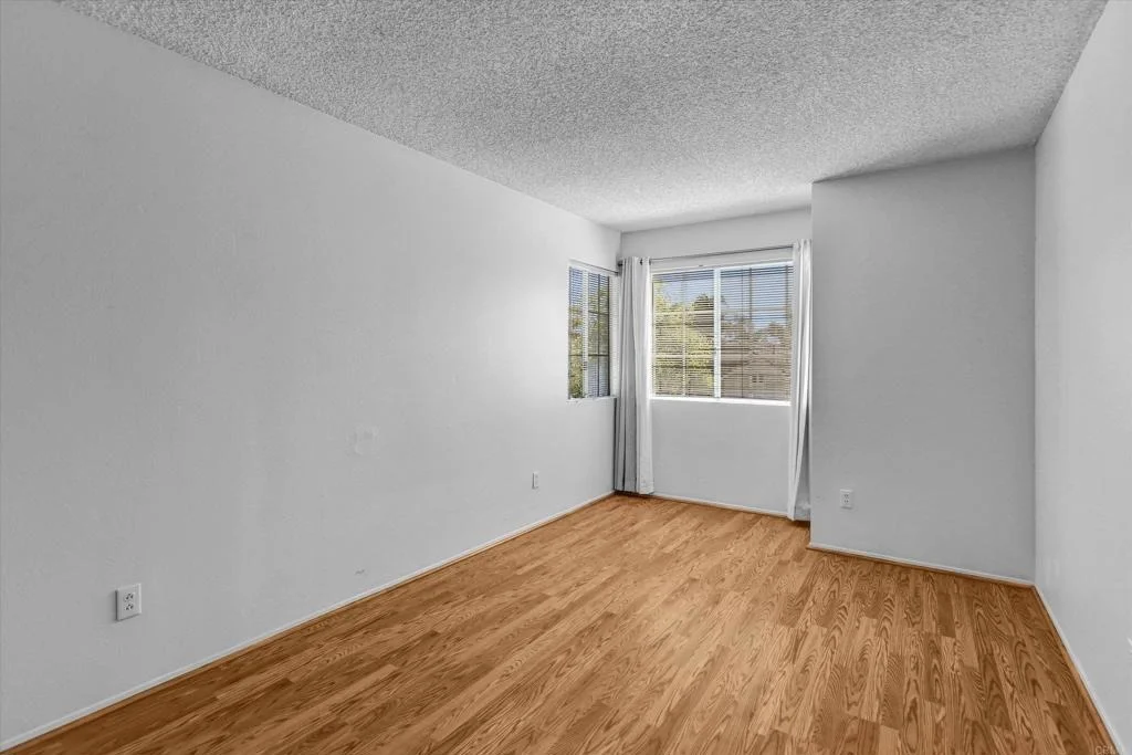 Photo of 683 Rue Avallon