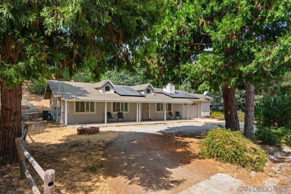 Photo of 3004 Pine Crest