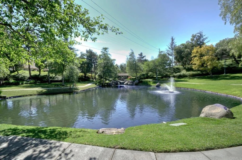 Photo of 975 Rose Arbor Drive